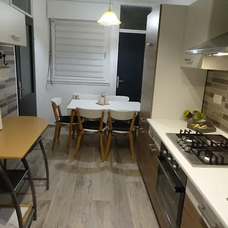 Lovely & Cozy Anna Apartment *